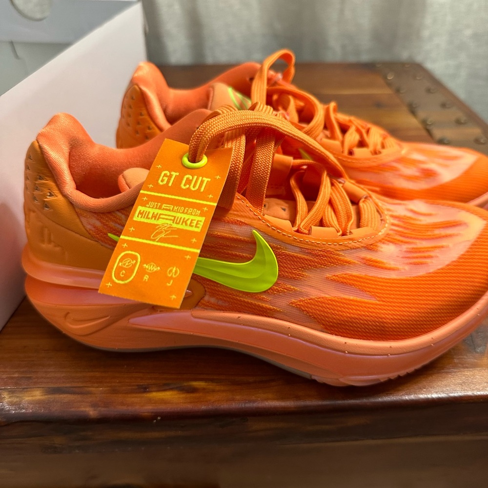 Women’s Nike Air Zoom G.T. Cut 2 x AO, size 6